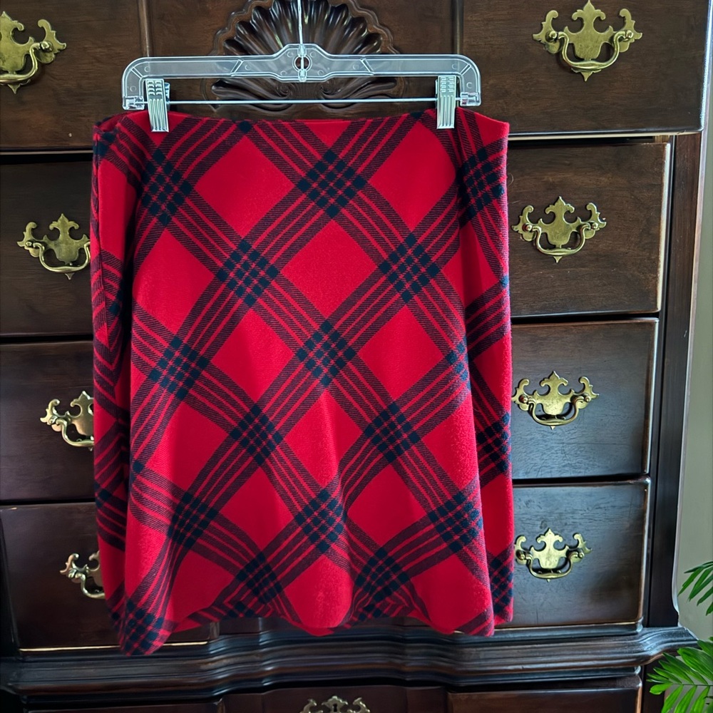 Talbots - Size 12 women’s skirt.